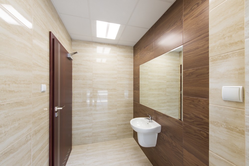 pomieszczenie sanitarne - hala magazynowa z budynkiem biurowym, dla Tech-Met, Kolonia Sokolniki