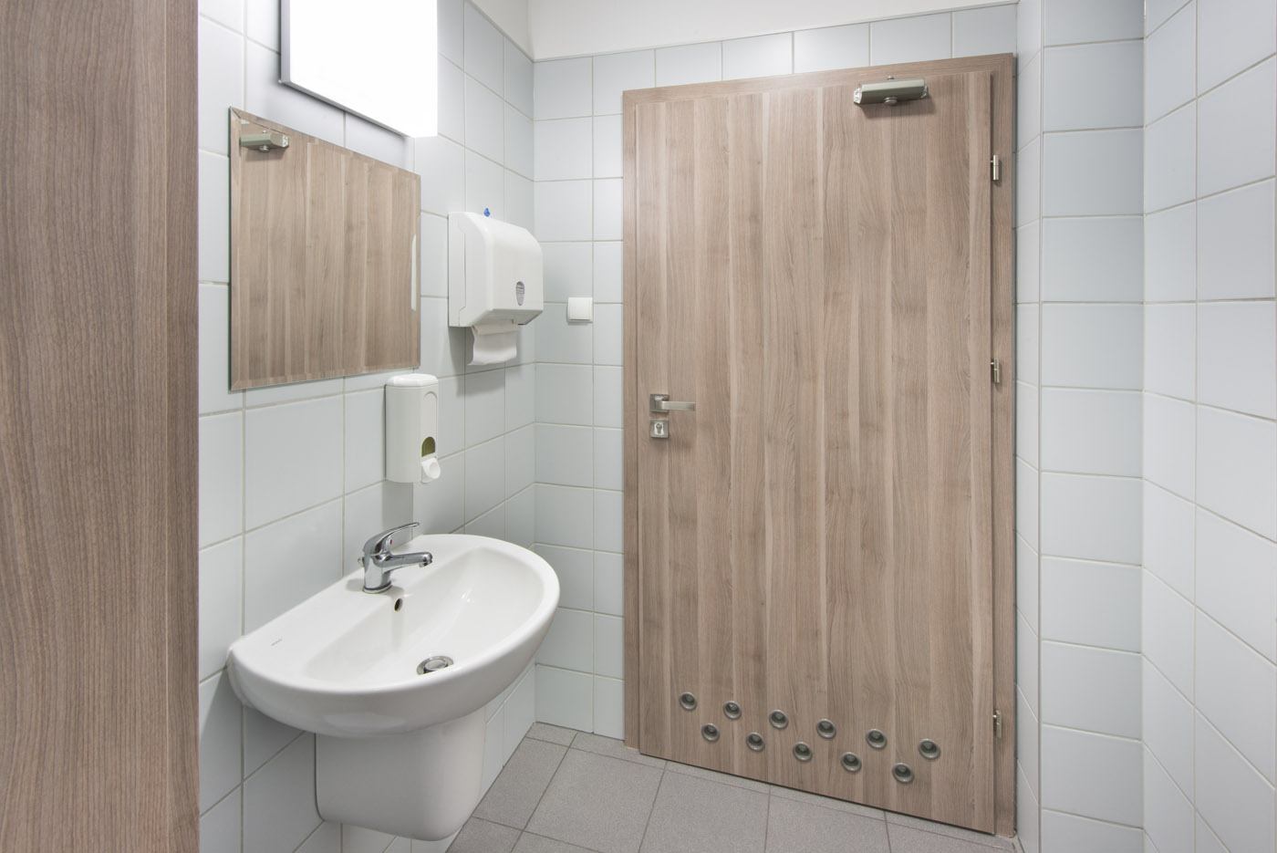 pomieszczenie sanitarne 2 - hala produkcyjna z częścią socjalną, dla Marva International, Poznań, woj. wielkopolskie