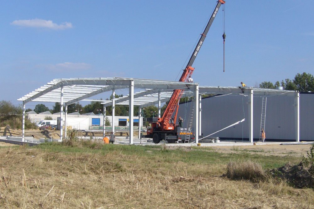 wznoszenie konstrukcji stalowej 2 - rozbudowa hali produkcyjnej, dla OML Morando, Czerwionka-Leszczyny