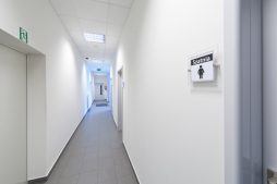 korytarz - hala produkcyjno-magazynowa z częścią biurową, dla 2x3, Krzęcin, woj. zachodniopomorskie