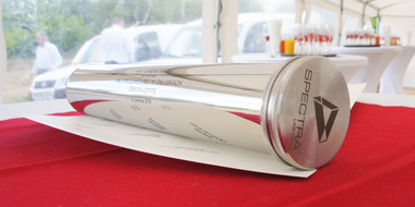 Kamień węgielny pod&nbsp;budowę hali Spectra Lighting