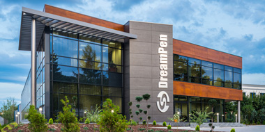 Hala stalowa z&nbsp;biurem – funkcjonalność, budowa i&nbsp;zastosowanie