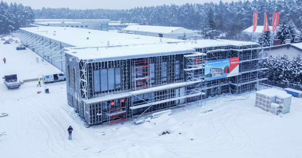 KAPICA – hala produkcyjna okien i&nbsp;drzwi