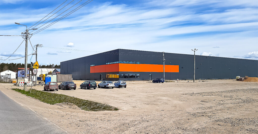 MARDOM – 3 hala o&nbsp;powierzchni 20.000 m2