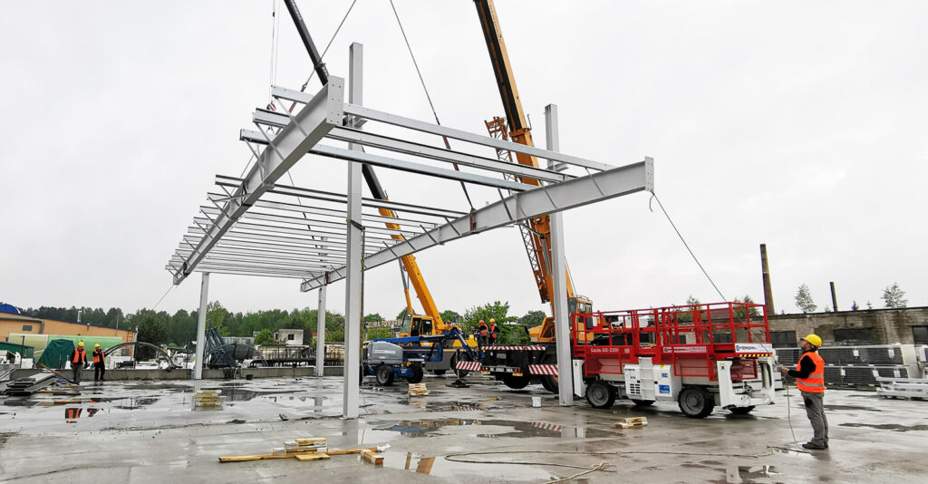 rozpoczęcie wznoszenia konstrukcji głównej - inwestycja dla producenta łodzi, Markos, Głobino pod Słupskiem, woj. pomorskie