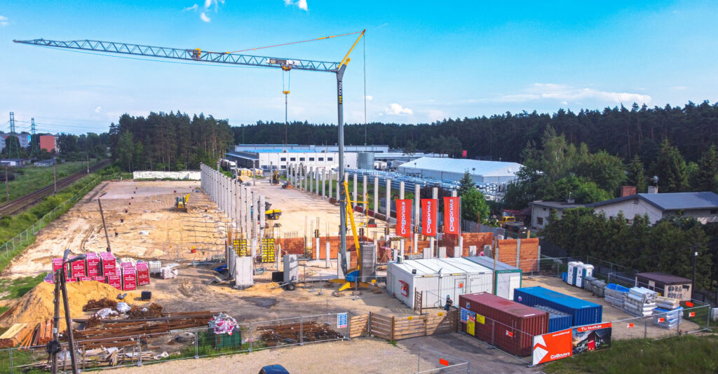 KAPICA – hala produkcyjna okien i&nbsp;drzwi