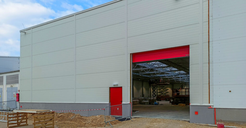 ORAS OLESNO – 3 hala dla producenta armatury sanitarnej