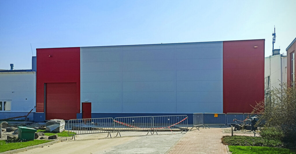 ORAS OLESNO – 3 hala dla producenta armatury sanitarnej