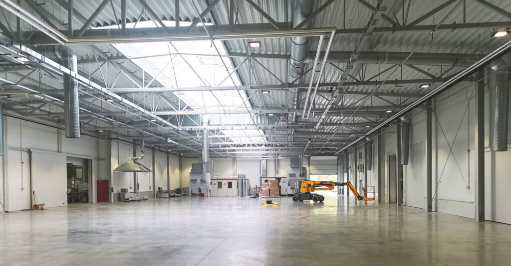 ORAS OLESNO – 3 hala dla producenta armatury sanitarnej