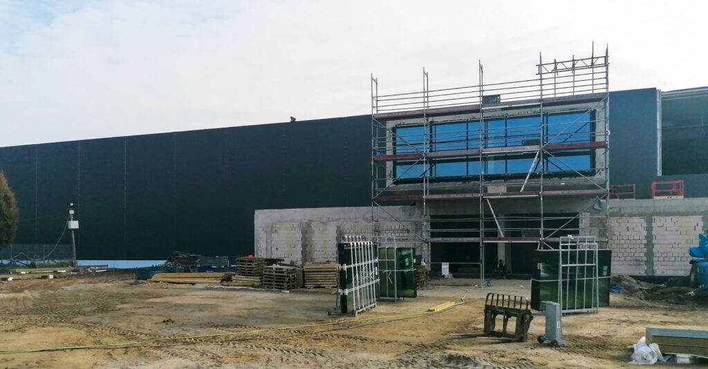 SANIBELL HOLDING BV – magazyn mebli łazienkowych