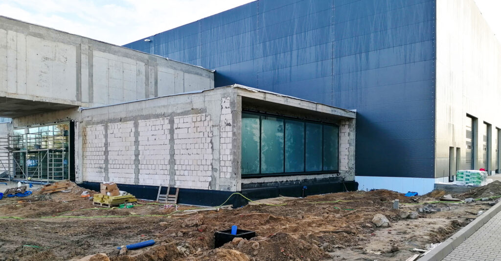 SANIBELL HOLDING BV – magazyn mebli łazienkowych