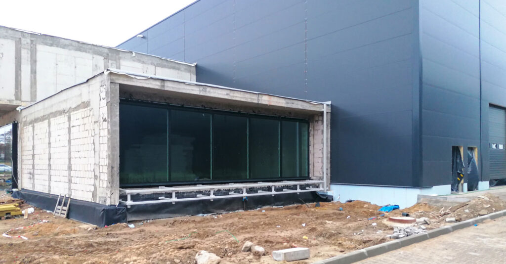 SANIBELL HOLDING BV – magazyn mebli łazienkowych