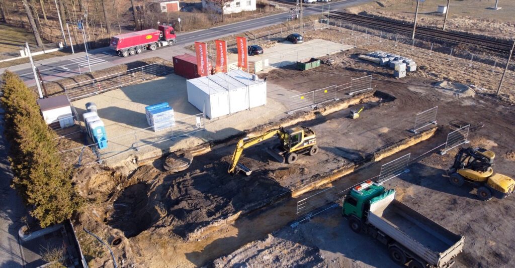 KAPICA – hala produkcyjna okien i&nbsp;drzwi