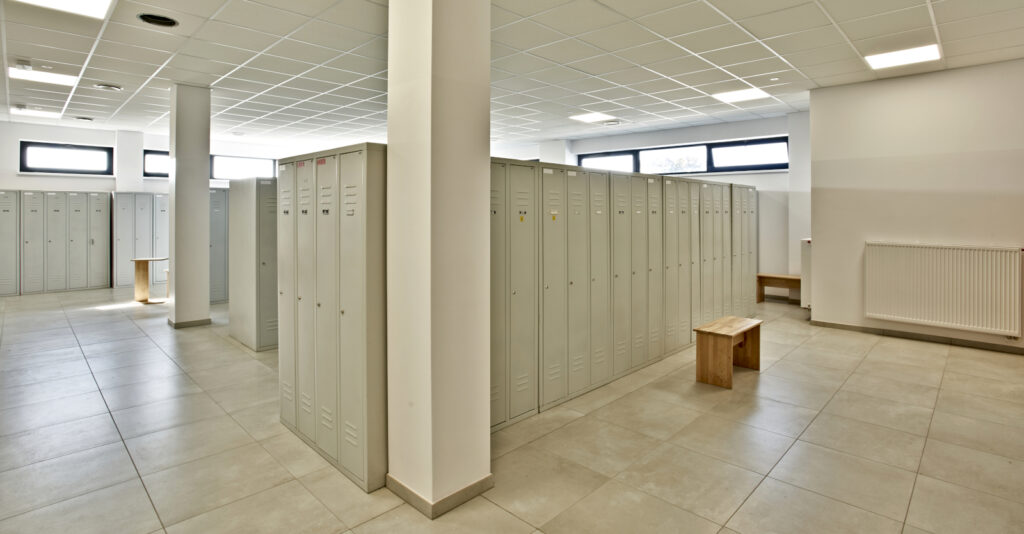 szatnia dla pracowników w części socjlanej - zakład produkcyjno-magazynowy z częścią socjalno-biurową, dla Mardom Pro, woj. mazowieckie