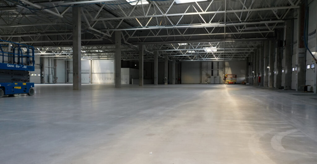 RABEN REAL ESTATE POLAND – magazyn cross-dock