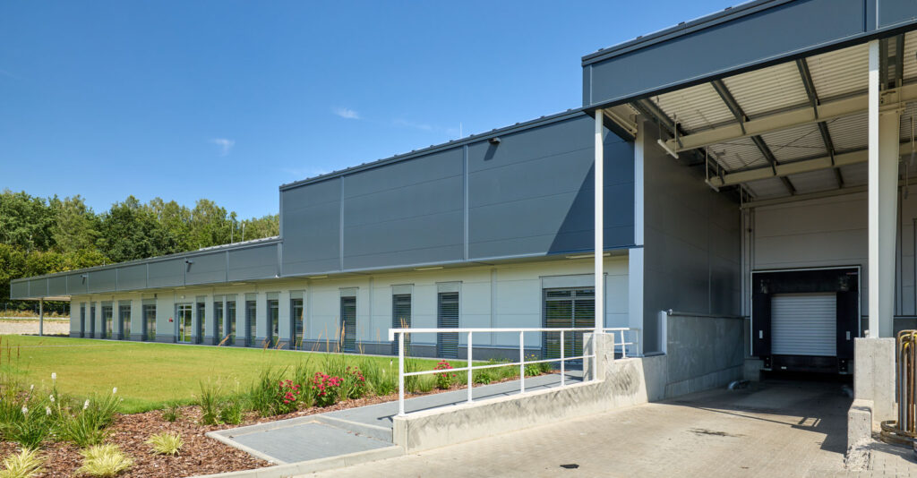 wiata rozładunkowa - budynek produkcyjno-mgazynowy dla Herkules Wire, województwo wielkopolskie