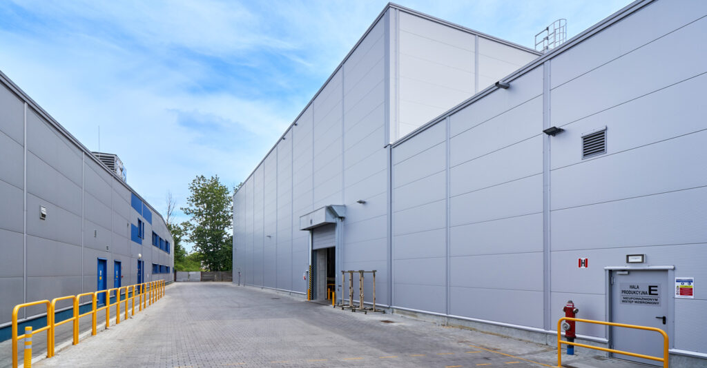 MEBLOMASTER – 6 hala dla producenta mebli