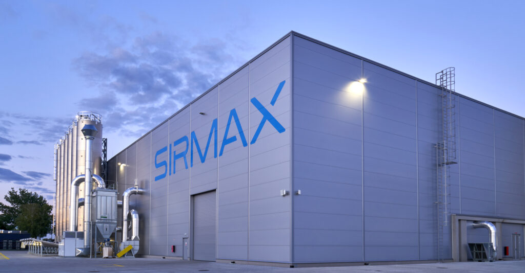 hala, elewacja boczna - obiekt przemysłowy, Siramx Polska, budowa pod klucz, CoBouw Polska, woj. łódzkie