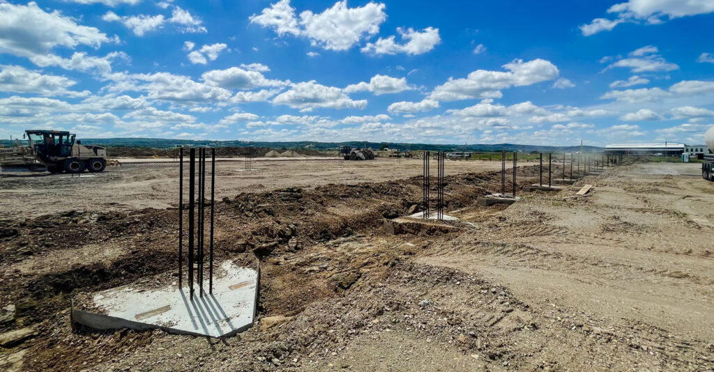 PLS ONE – hala magazynowa dla branży logistycznej