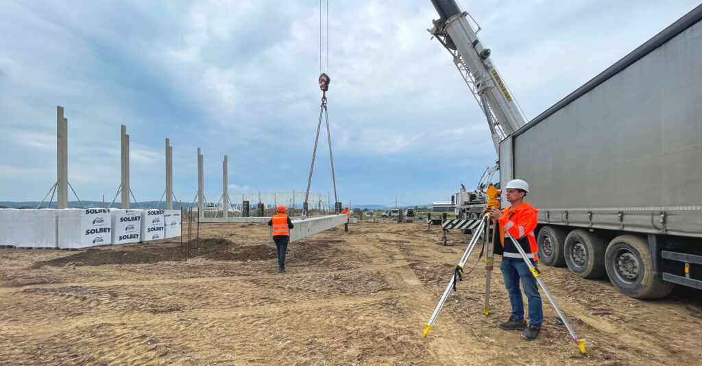 PLS ONE – hala magazynowa dla branży logistycznej