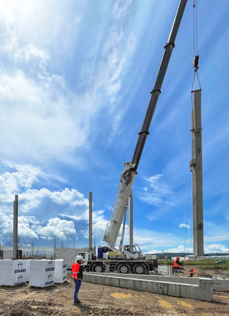 PLS ONE – hala magazynowa dla branży logistycznej