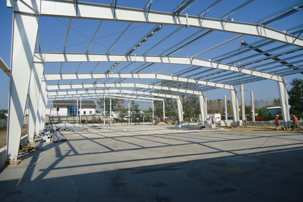 konstrukcja stalowa hali - hala produkcyjna z częścią socjalną, dla Marva International, Poznań, woj. wielkopolskie