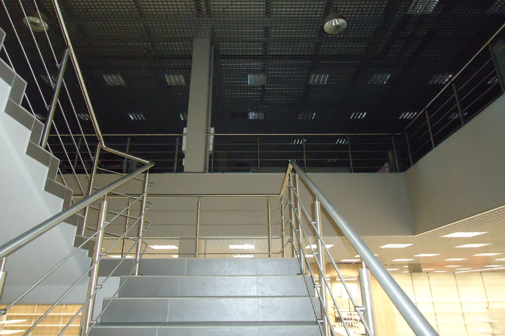 schody 1 - hala handlowa, dla Koopman International, Komorniki, woj. wielkopolskie