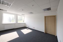 pomieszczenie biurowe - hala produkcyjna z częścią biurową, dla Arsanit, Konin, woj. wielkopolskie