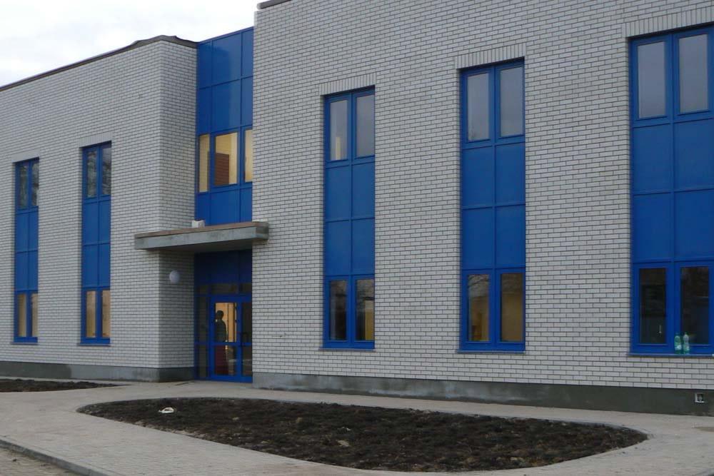 wejście do budynku 1 - centrum logistyczne z budynkiem biurowym, dla Schavemaker, Kąty Wrocławskie