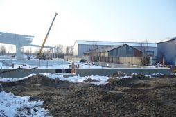 plac budowy zimą - hala produkcyjno-magazynowa, dla Addit, Węgrów, woj. mazowieckie