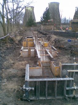 betonowanie stóp fundamentowych - hala przemysłowa, dla Van Gansewinkel, Ruda Śląska